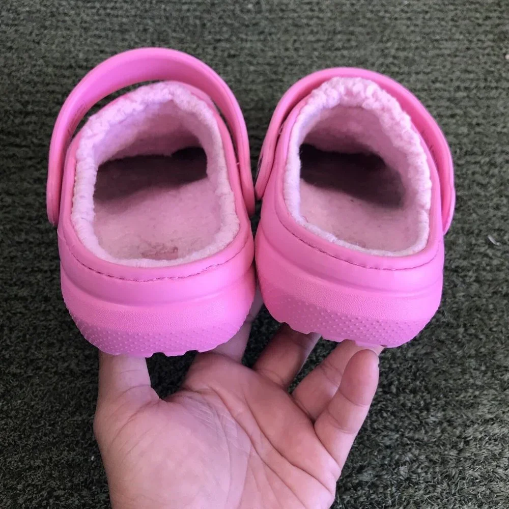 Crocs Kids' Classic Lined Clogs | Kids' Slippers | Fuzzy Slippers Size 2Y